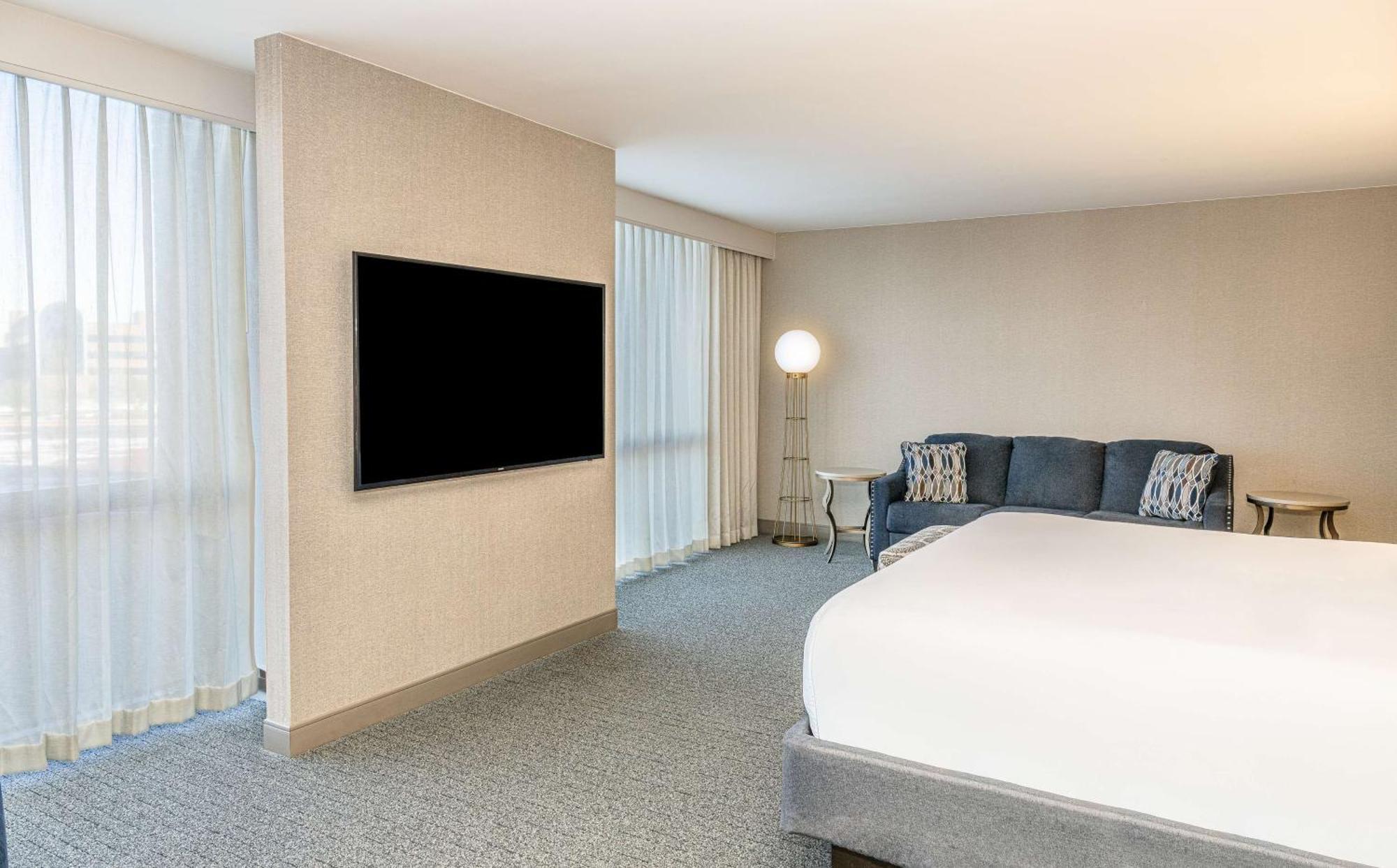 King Studio Suite